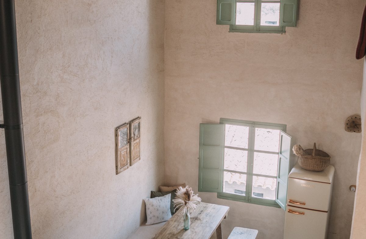 alojamiento con barbacoa y jacuzzi, alojamiento con jacuzzi que admitan perros, alojamiento con jacuzzi y bañera, alojamiento exclusivo con jacuzzi, alojamiento original, casa rural con jacuzy, escapada rural tranquila, petfriendly, suite cerc de madrid con jacuzzi, suite con jacuzzi, suite con jacuzzi para parejas, suite con jacuzzi y chimenea, suite exclusiva on jacuzzi, viajar con perros